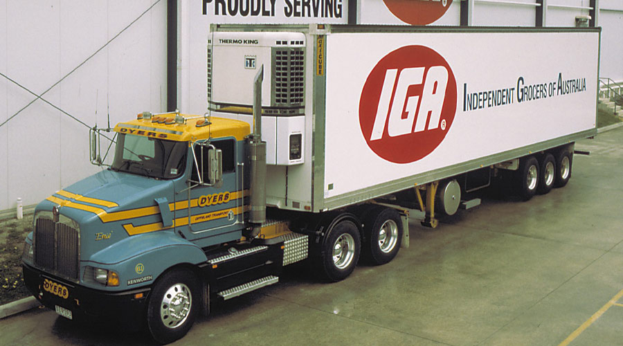 Dyers starts transporting IGA loads 1997